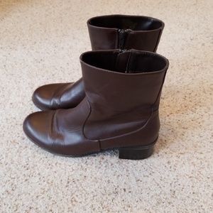 COPY - Croft & Barrow Brown zip up boots